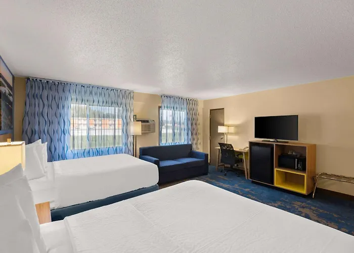 Newton Cheap Hotels