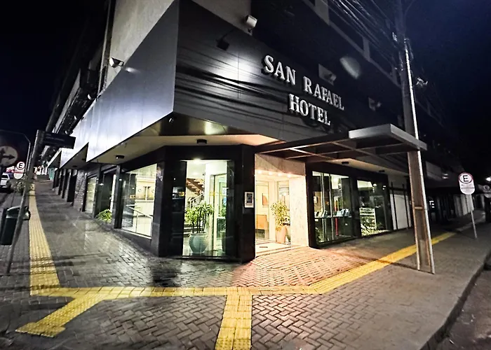 Hotéis de Santa Helena (Parana)