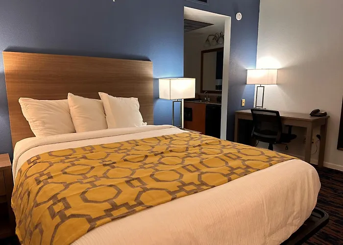 Baymont By Wyndham Indianapolis Northwest
