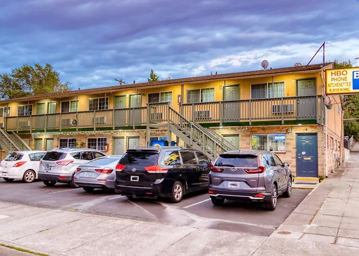 Budget Inn