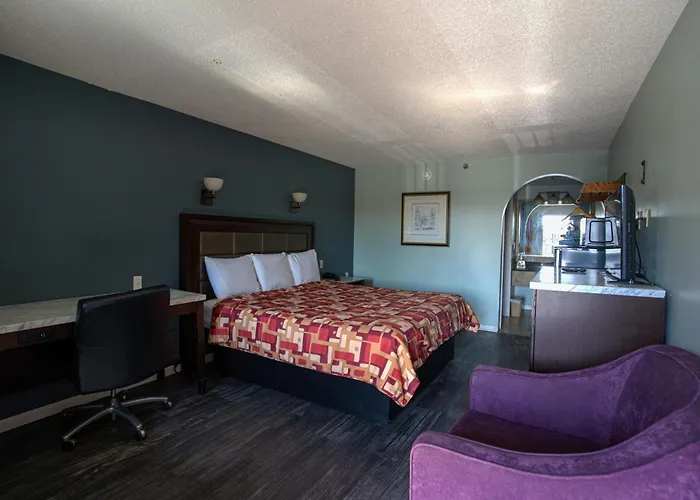 Excel Inn & Suites