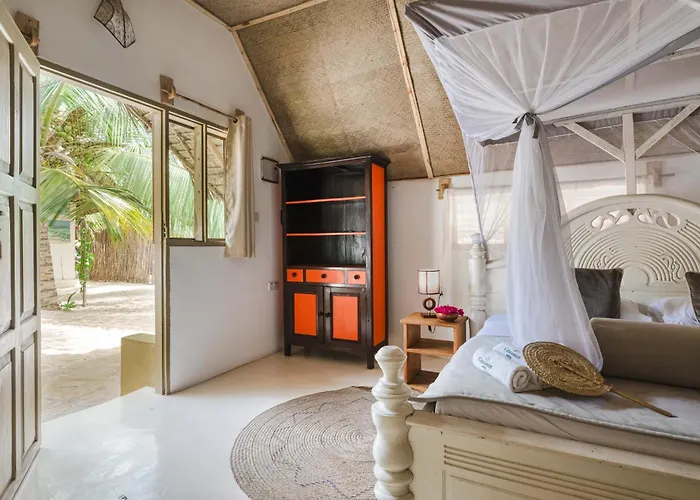 Cinnamon Hotel