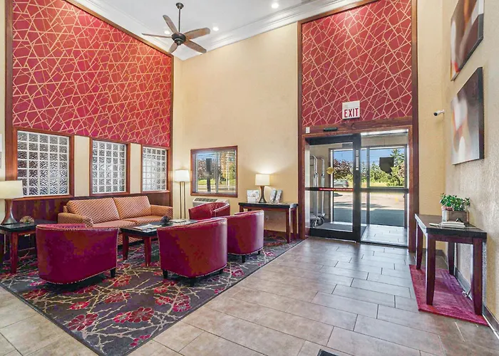 Super 8 By Wyndham Mt. Pleasant
