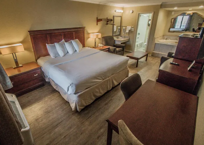 Days Inn By Wyndham Destin