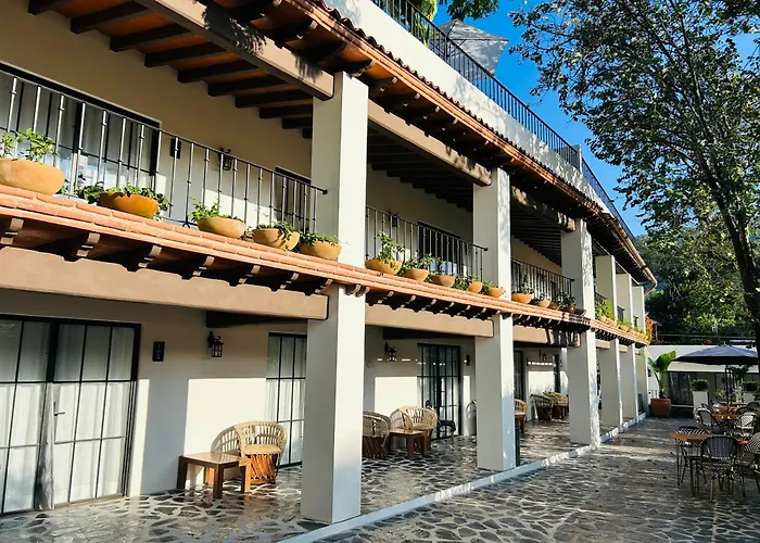 Tatala Hotel & Garden