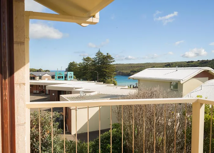 Loch Ard Motor Inn
