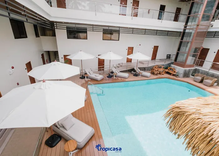 Tropicasa Hotel