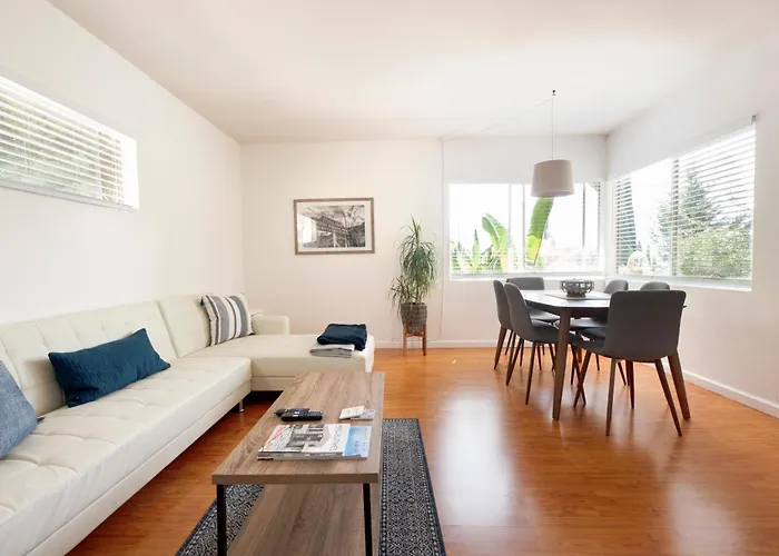 30 Pct Off! Malibu Peaceful Getaway, Beach, Ocean