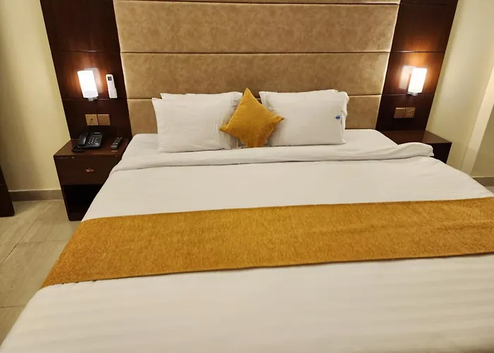 White Park Hotel & Suites