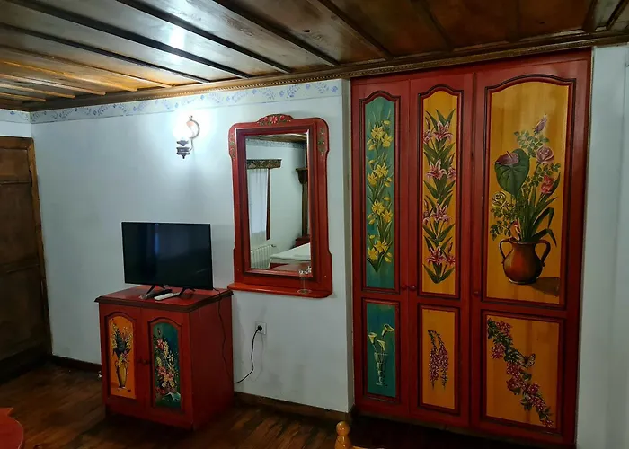Стаи За Гости The Old House