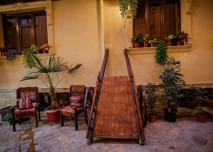 Gur Emir Palace Boutique Hotel