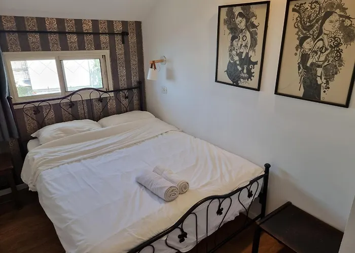 Haifa Hostel