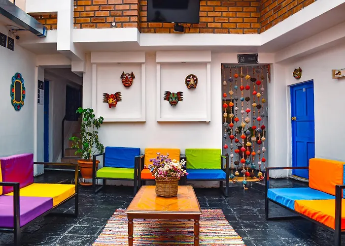 Saqray Hostel