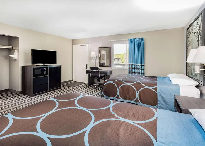 Super 8 By Wyndham Marysville/Port Huron Area