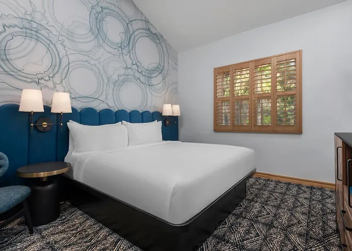 Catalina Canyon Inn