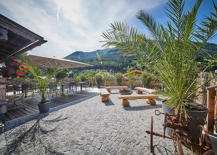 Eibinghof Bed & Breakfast & Swim Fruehstueck Pension