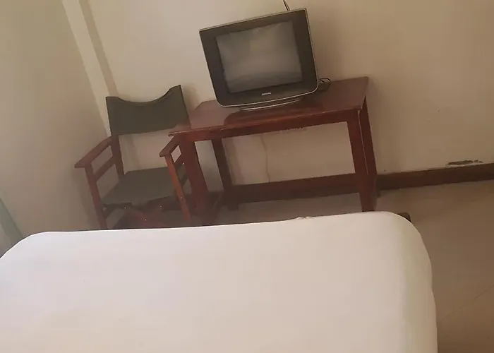 Bright Star Hotel & Safaris