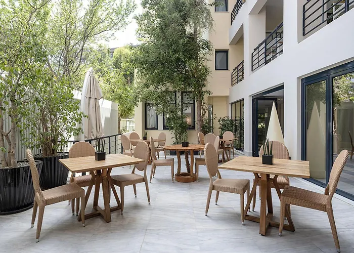 Avra City Boutique Hotel