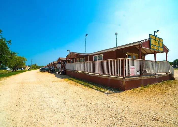 Grand Eagle Ford Lodge & Rv Park