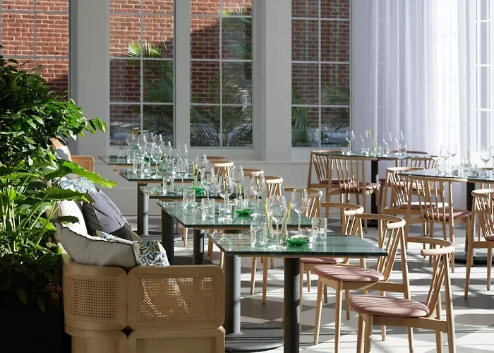 Kimpton - The Forum Hotel By Ihg