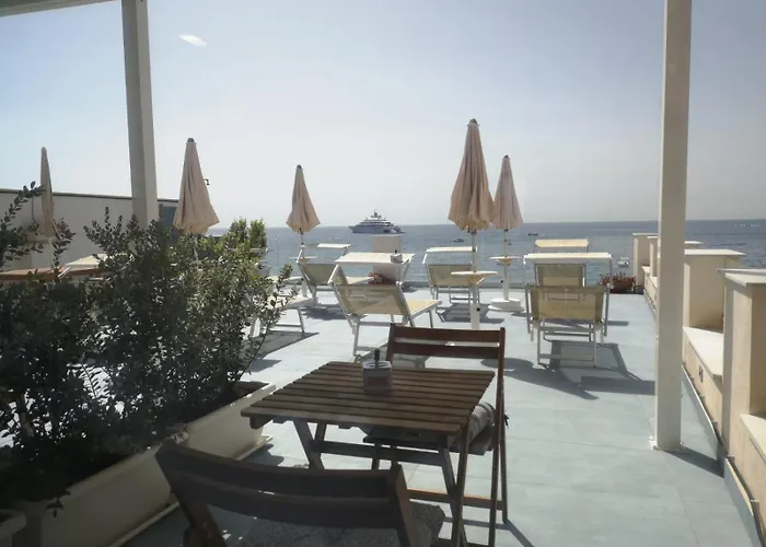 Hotel nel centro storico di Giardini Naxos