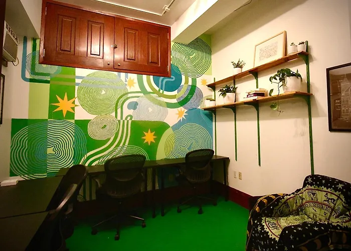 Green Tortoise Hostel