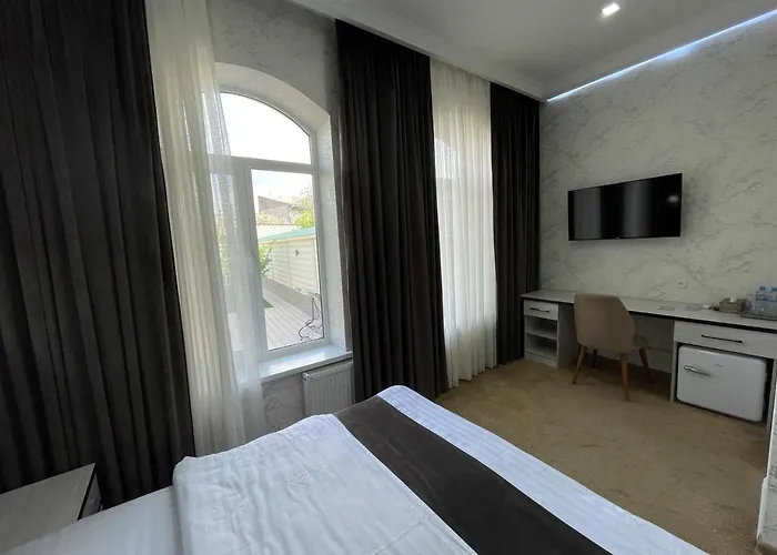 Sabrina Hotel