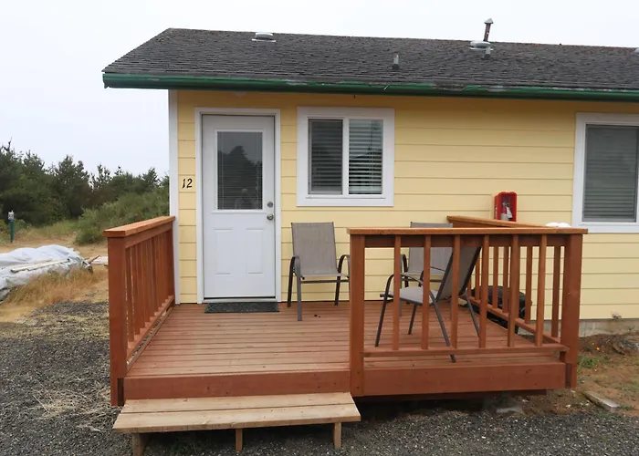 The Lowtide Motel