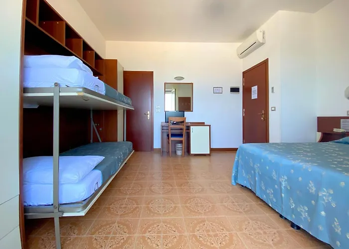 Hotel Sayonara