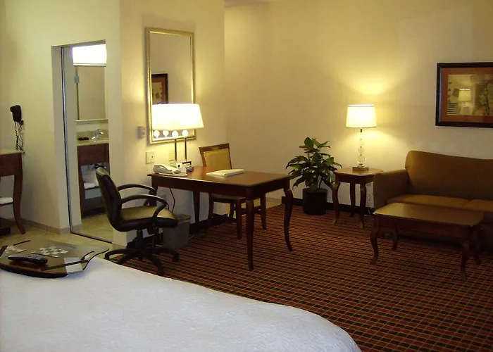 Hampton Inn & Suites Dayton-Airport
