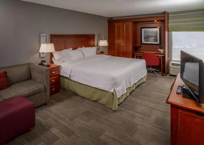 Hampton Inn Charleston Downtown
