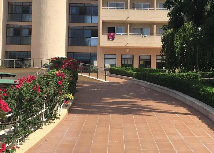 Hotel Club Cala Romani