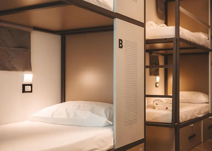 Lecco Hostel & Rooms