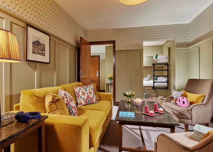 Westport Plaza Hotel, Spa & Leisure