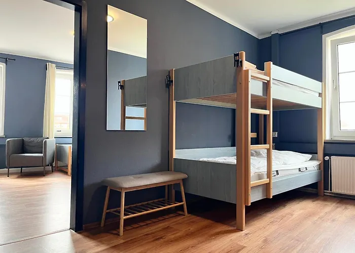 Blue Doors Hostel KTV