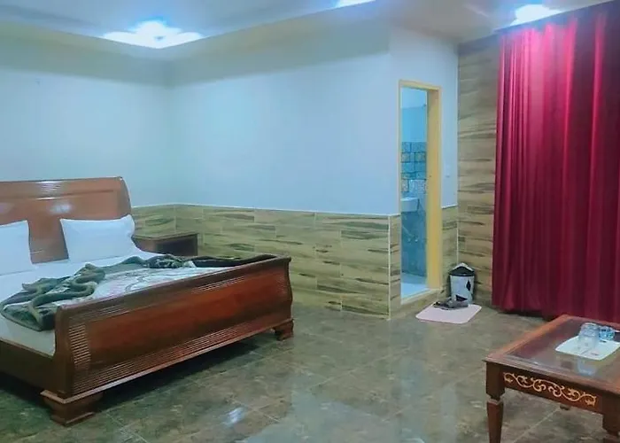 Lords Hotel Pindi Point Murree