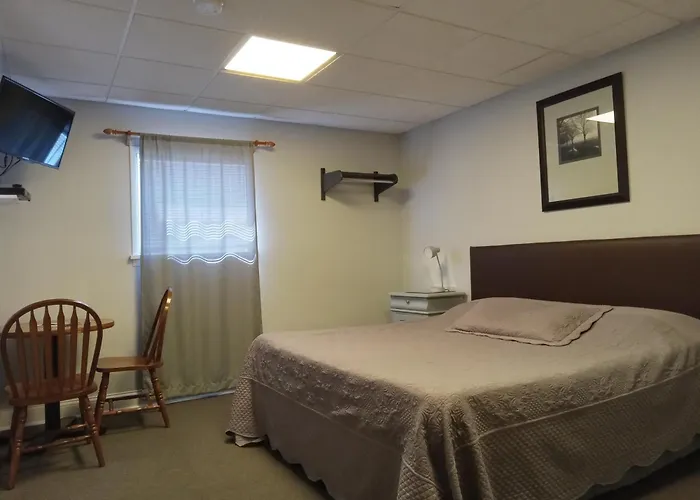 Hickory Shades Motel