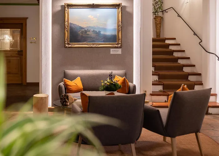 Hotels in Steinbach am Attersee