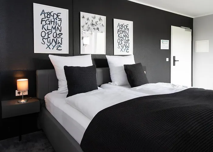 Hotel Deluxe