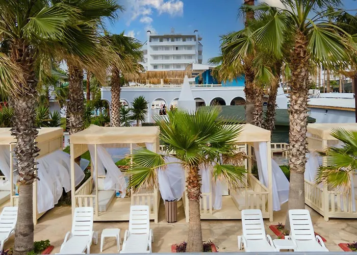 Holiday Garden Resort