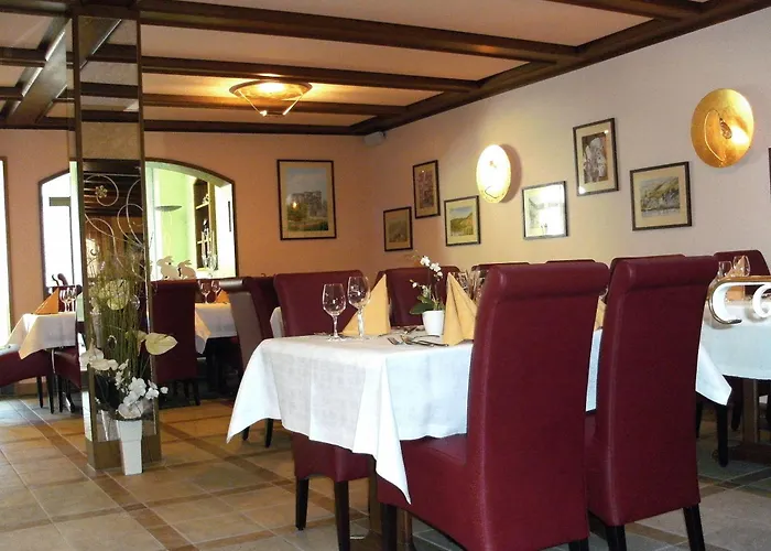 Weinhotel Hubertus Garni