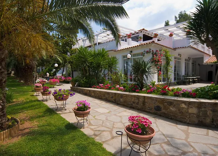 Porfi Beach Hotel