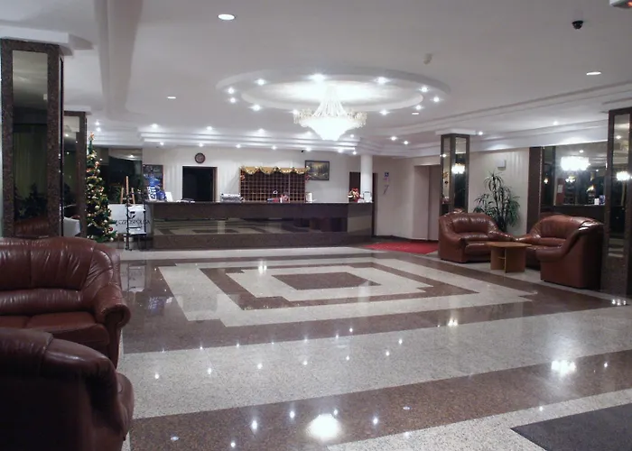 Hotel Ambasador Chojny
