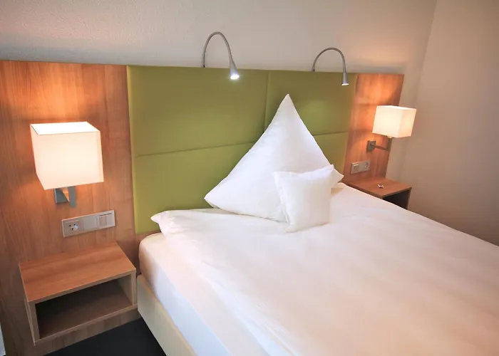 Go2Bed Hotel&Restaurant Weil am Rhein / Basel