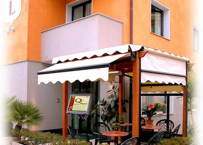Hotels in San Bartolomeo Al Mare