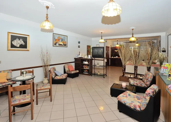 Hotel Lidia