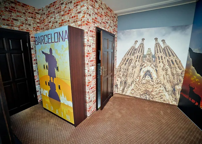 World Hostel - Old Town