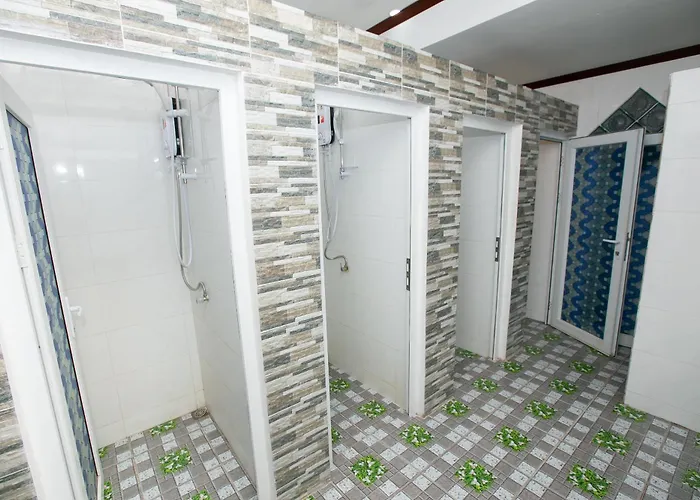 Nana Backpackers Hostel