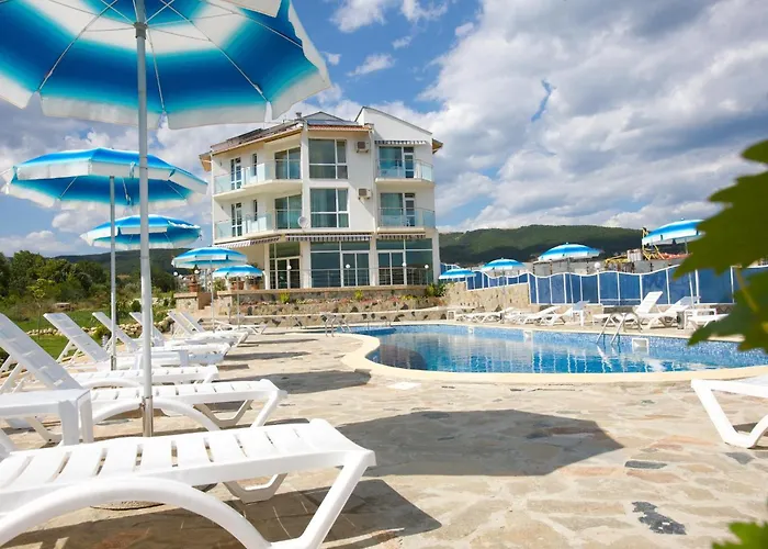 Nushev Hotel