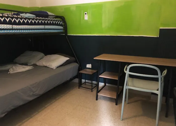 Zebulo Hostel